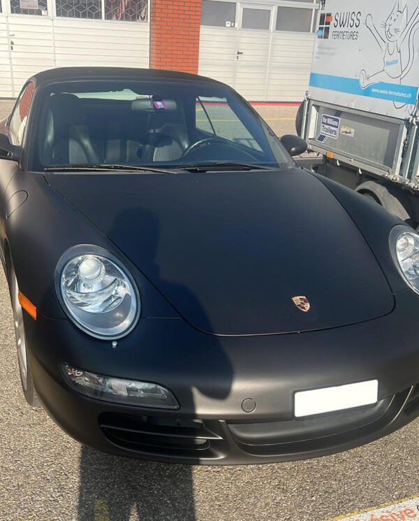 PORSCHE 911 Carrera 4