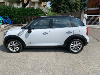 MINI Cooper D All4
