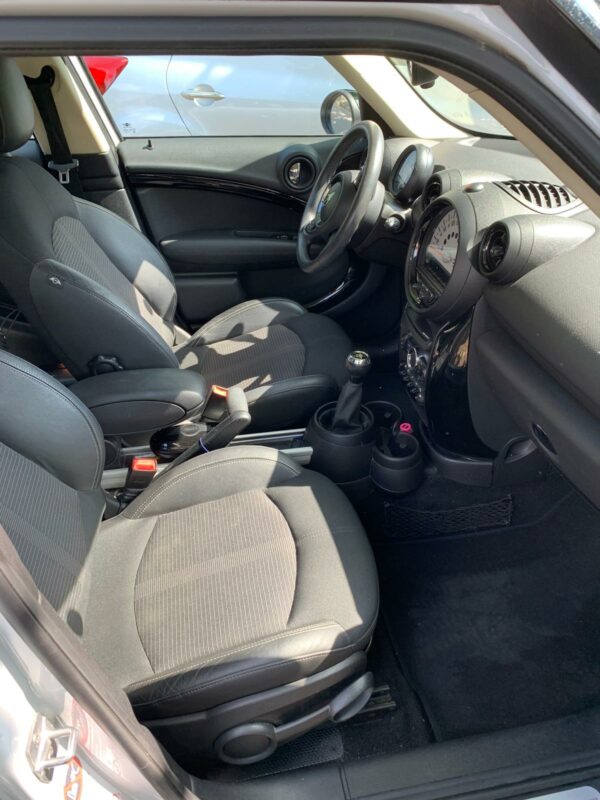 MINI Cooper D All4 - immagine 5