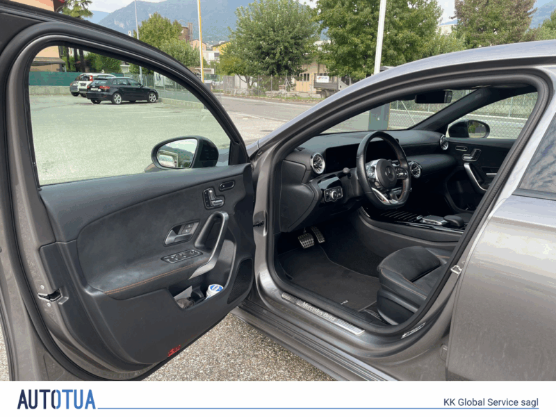 Mercedes-Benz A 180d AMG-Line