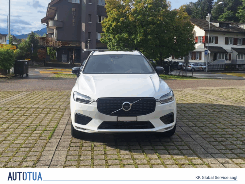 VOLVO XC60 B5 Benzin Mild Hybrid AWD R-Design Geartronic