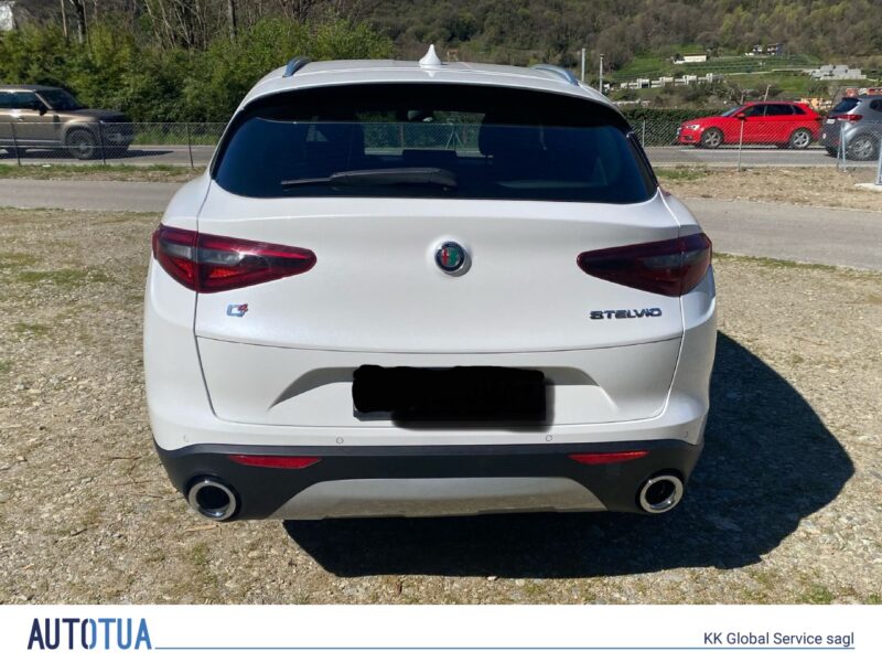Alfa Romeo stelvio 2.2 JTDM Q4 executive
